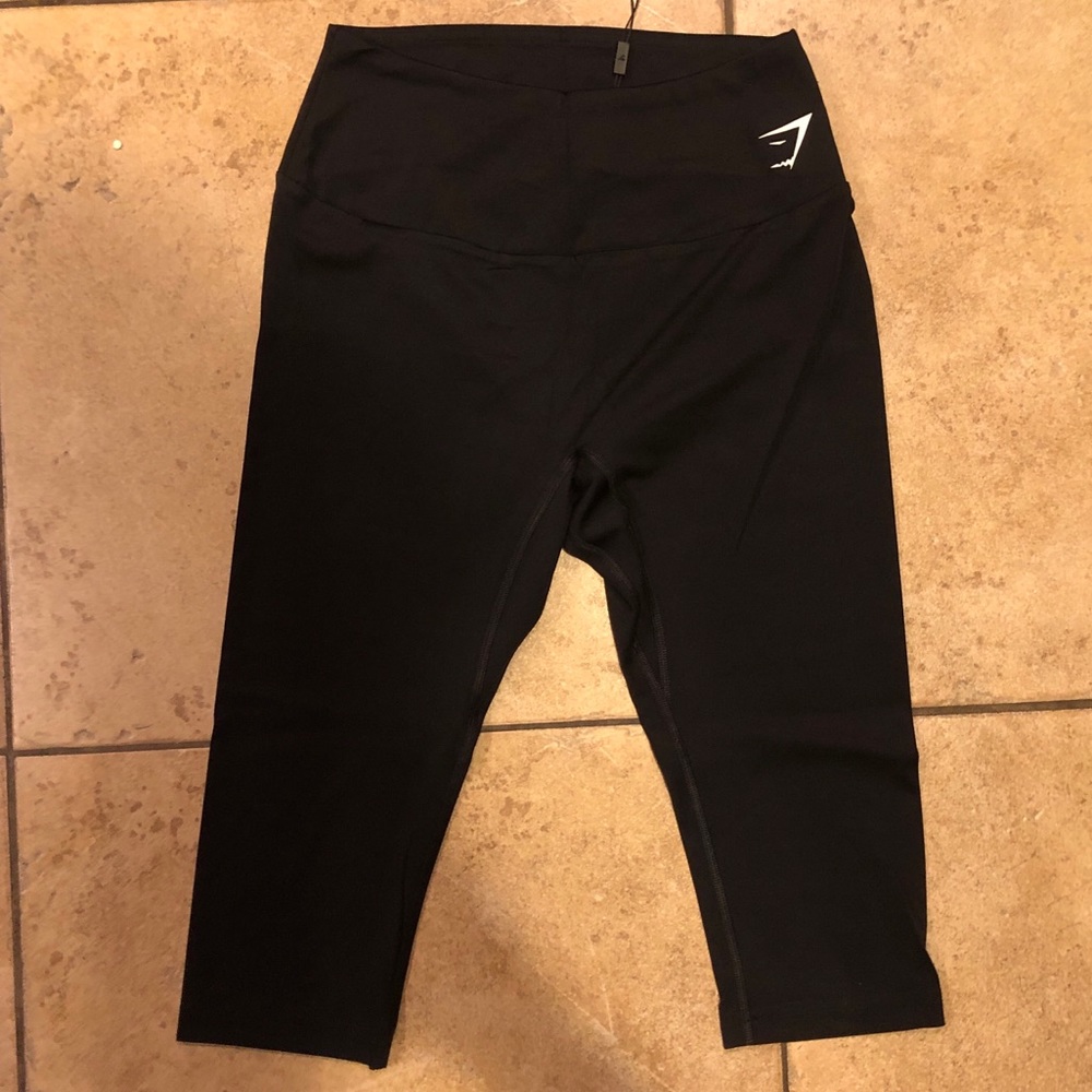 Gymshark NWT Training Cropped Legging in Black